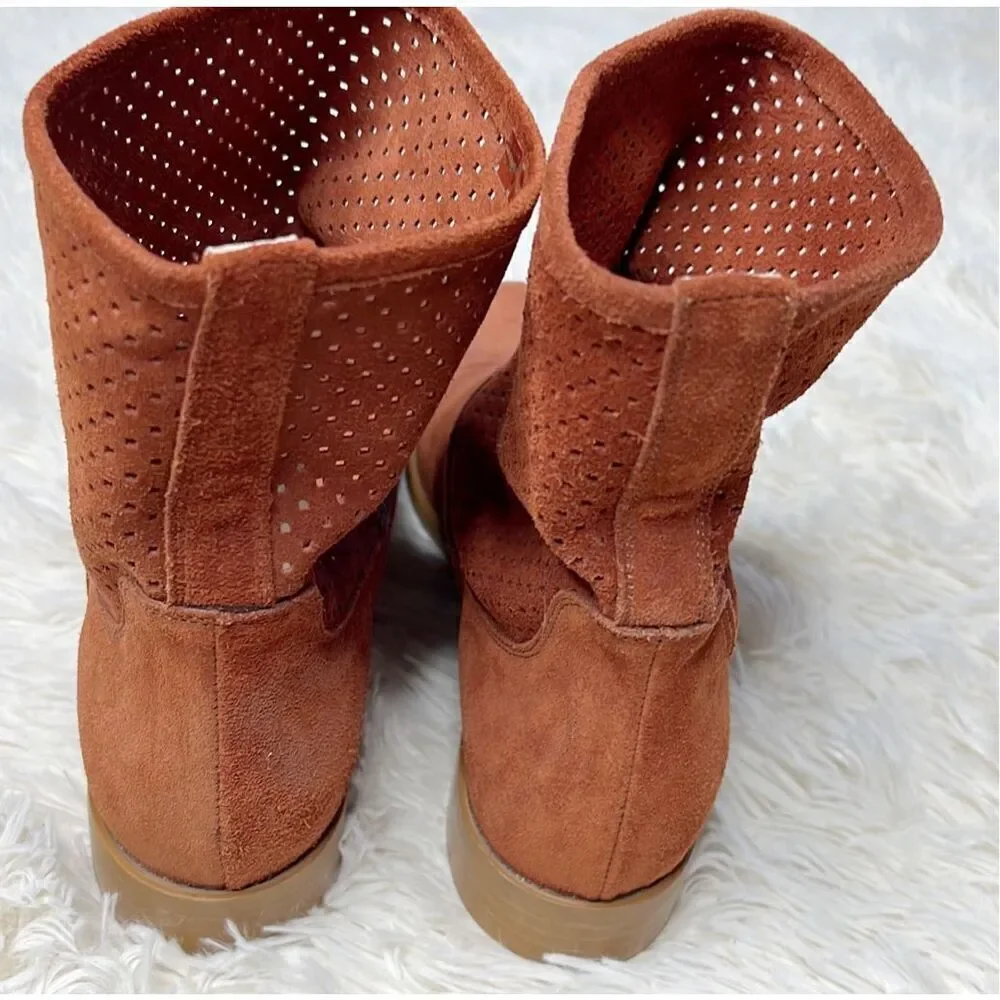 Sundance Magnolia Ankle Boots 38 - 7.5 Rust Suede Leather Perforated Booties